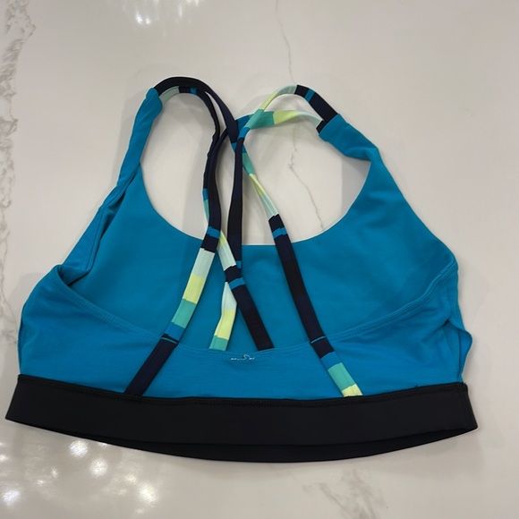 Lululemon Energy Bra Surge Black and Assorted stripe Surge - Picture 9 of 10